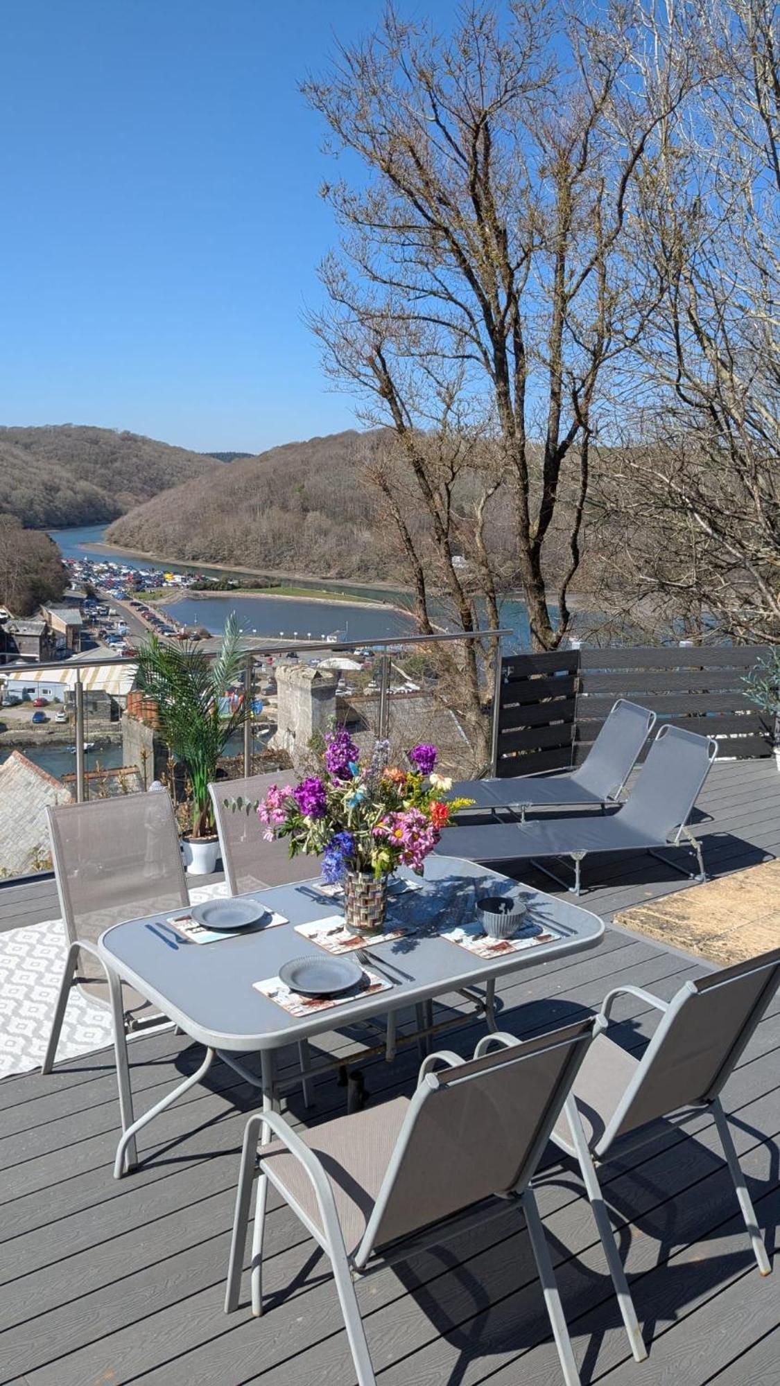 The Hillocks, Looe - Two Bedroom House With Fabulous Views Of Looe Town And Harbour Ngoại thất bức ảnh
